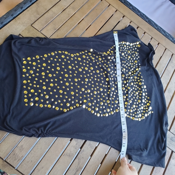 "Stylish Black T-Shirt with‎ Gold Studs Detail For Woman M Size - Picture 7 of 7